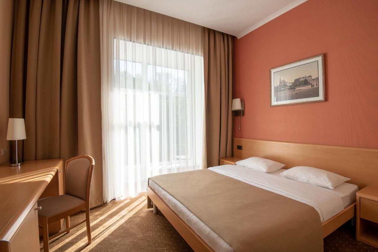 Alexandrovskiy Hotel Odesa Exterior foto