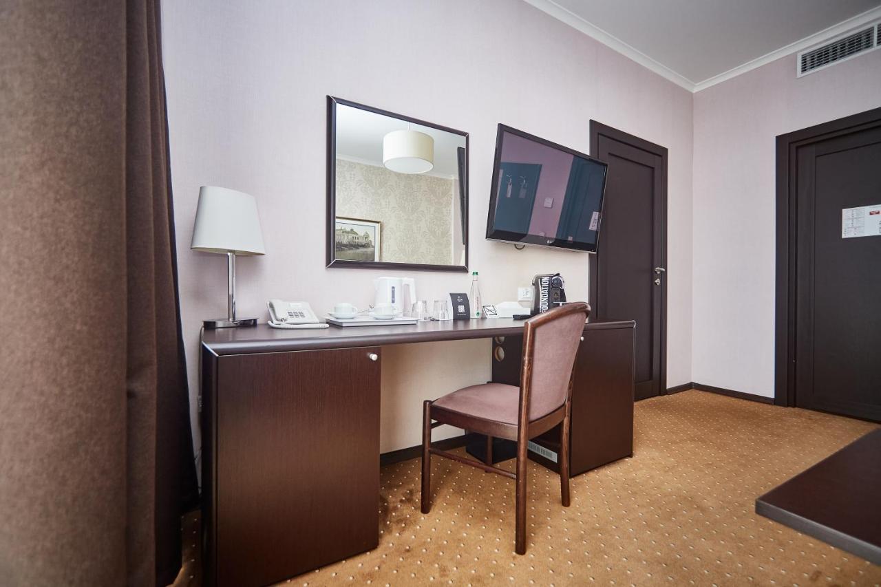 Alexandrovskiy Hotel Odesa Exterior foto