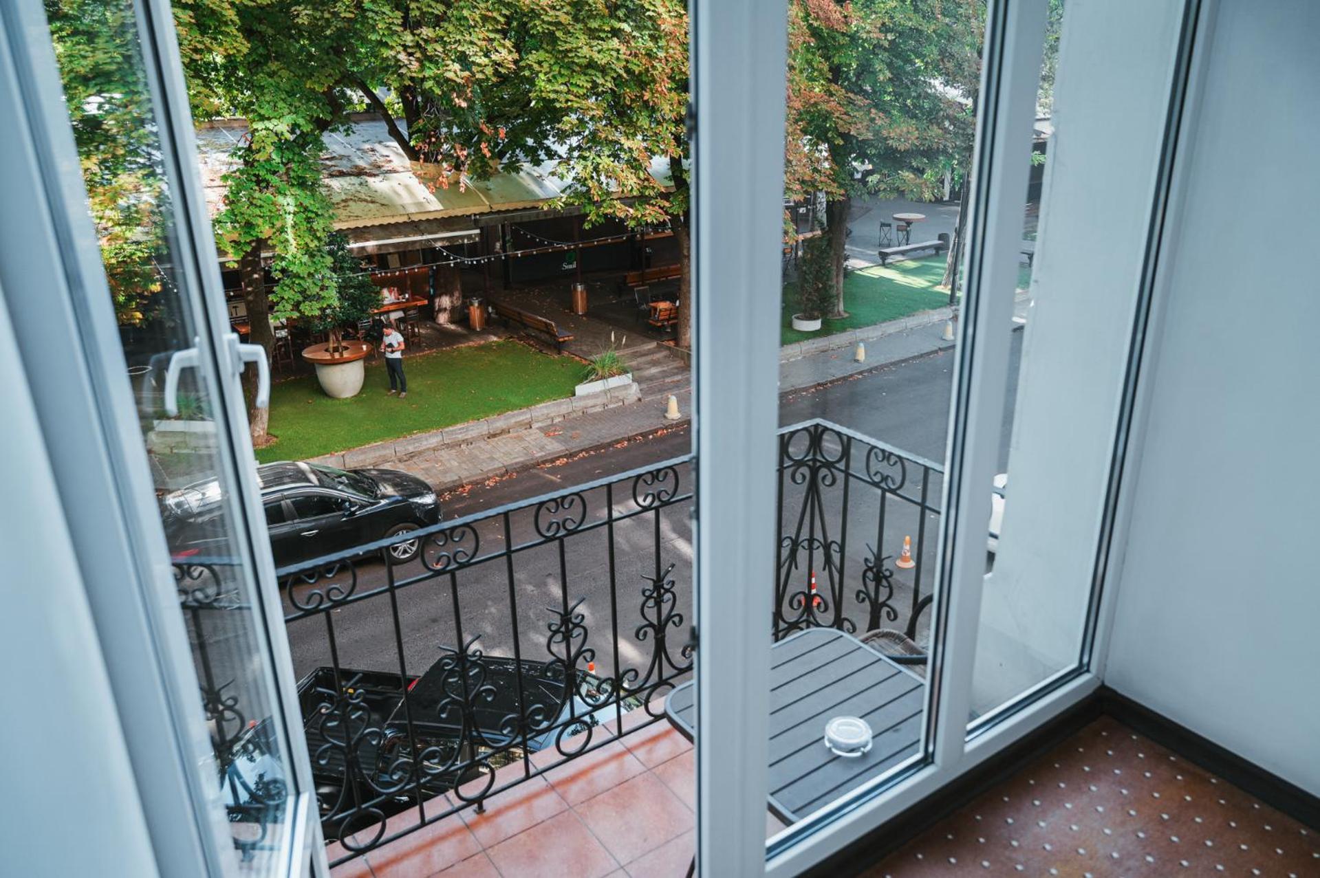 Alexandrovskiy Hotel Odesa Exterior foto