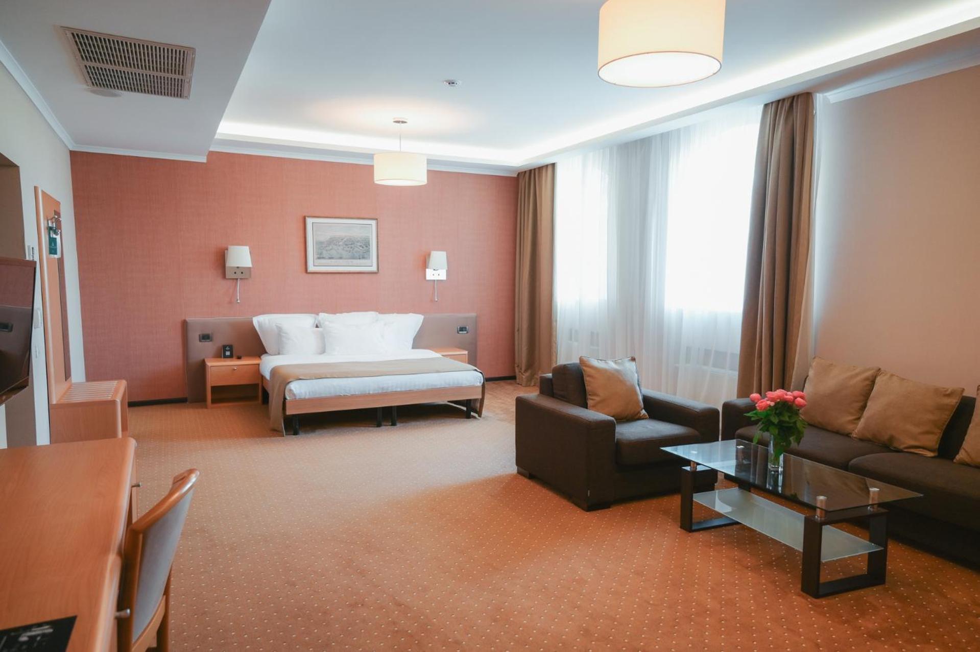 Alexandrovskiy Hotel Odesa Exterior foto